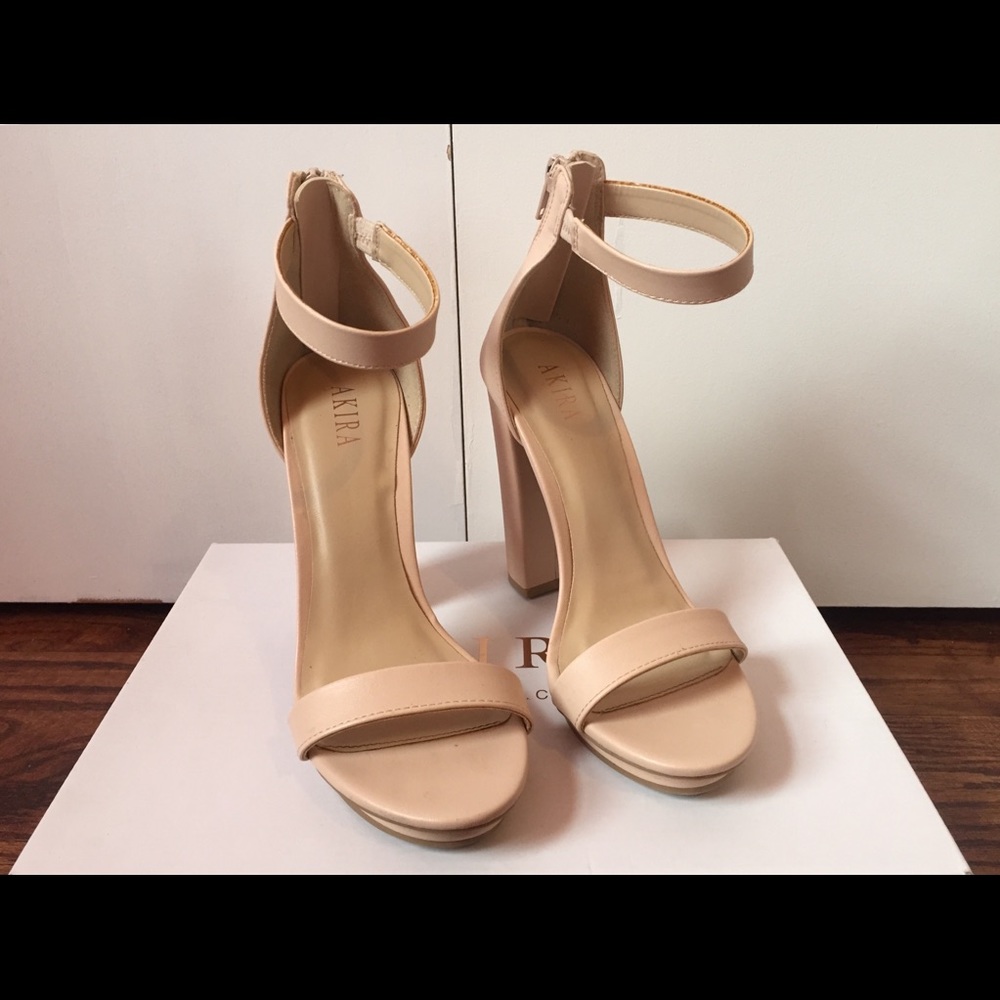 Akira Nude Ankle Strap Open Toe Heels Womens Sz 6